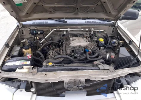 2004 Nissan Frontier Crew Cab Xe V6 z USA, uszkodzony, nr VIN 1N6ED27T04C469872